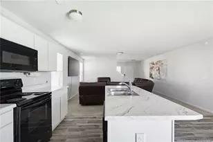 913 Sapphire Stone Ln, Hope Mills, NC 28348 - Photo 17