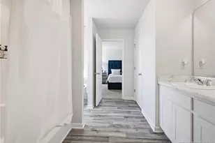 913 Sapphire Stone Ln, Hope Mills, NC 28348 - Photo 35