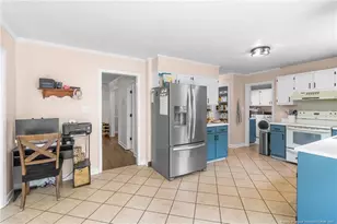 2047 Birchcreft Dr, Fayetteville, NC 28304 - Photo 9