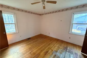 809 W Allen Ln, Laurinburg, NC 28352 - Photo 7