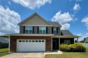 250 Bayleaf Dr, Raeford, NC 28376 - Photo 1