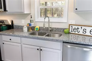 5238 Perry Oliver Dr, Hope Mills, NC 28348 - Photo 9