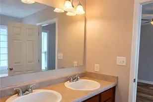 528 Bellgrove Dr, Hope Mills, NC 28348 - Photo 13