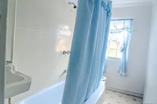 304 W Church St, Benson, NC 27504 - Photo 11