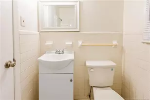 816 Pilot Ave Ave, Fayetteville, NC 28303 - Photo 15