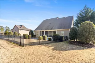 3905 Burlington Dr, Fayetteville, NC 28312 - Photo 47