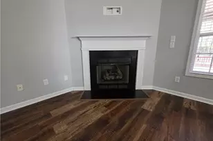 366 Carolina Oaks Cir, Linden, NC 28356 - Photo 3