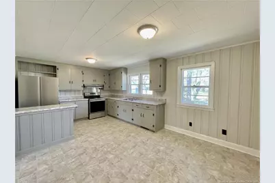 531 E Donaldson Avenue, Raeford, NC 28376 - Photo 5