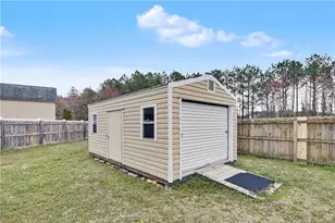 259 Roanoke Dr, Raeford, NC 28376 - Photo 35