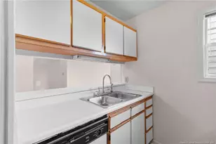 250 Waterdown Dr, Fayetteville, NC 28314 - Photo 13