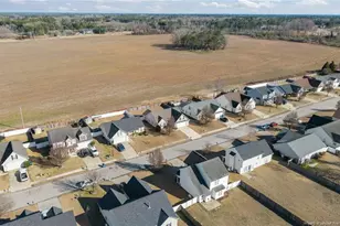 521 Fairfield Cir, Raeford, NC 28376 - Photo 43