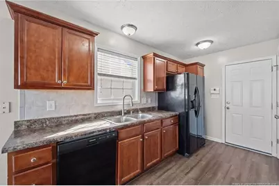 521 Fairfield Circle, Raeford, NC 28376 - Photo 11