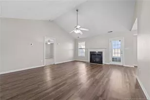 521 Fairfield Cir, Raeford, NC 28376 - Photo 7