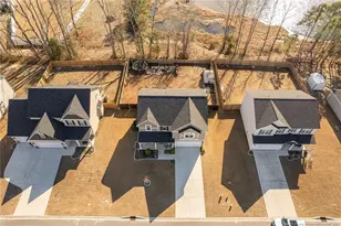 703 Amusement Dr, Hope Mills, NC 28348 - Photo 49