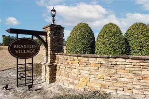 703 Amusement Dr, Hope Mills, NC 28348 - Photo 45