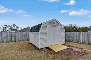 219 Stockbridge Dr, Raeford, NC 28376 - Photo 15