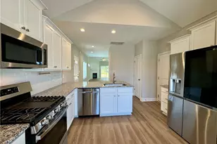 1004 Kensington Park Rd, Fayetteville, NC 28311 - Photo 7