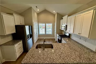 1004 Kensington Park Rd, Fayetteville, NC 28311 - Photo 5