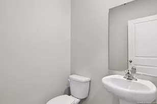 336 Hartfield Ave, Raeford, NC 28376 - Photo 25