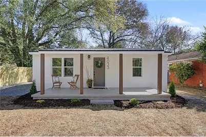 4033 E Cole Street, Hope Mills, NC 28348 - Photo 1