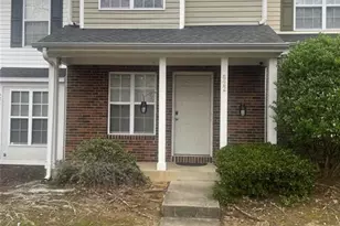 622 Emerald Cove Dr, Charlotte, NC 28262 - Photo 1