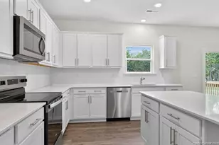 172 Fair Child Rd, Spring Lake, NC 28390 - Photo 9