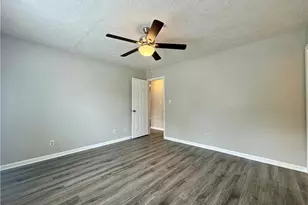 308 Waterdown Dr, Fayetteville, NC 28314 - Photo 9