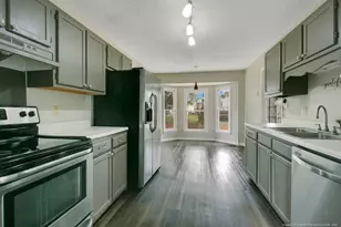 5319 Thackeray Dr, Fayetteville, NC 28306 - Photo 3