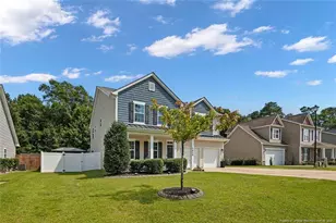 1624 Laguardia Dr, Hope Mills, NC 28348 - Photo 3