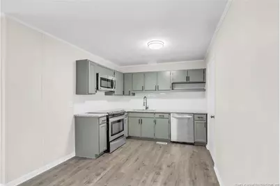 5490 Ivyridge Court, Fayetteville, NC 28314 - Photo 9