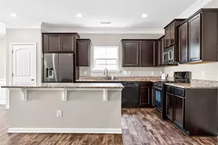 1460 Abercorn Ln, Sanford, NC 27330 - Photo 13