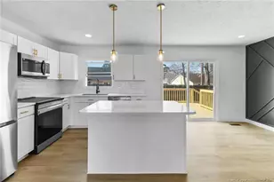 6916 Calamar Dr, Fayetteville, NC 28314 - Photo 11