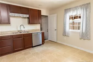 3705 Persimmon Rd, Hope Mills, NC 28348 - Photo 5