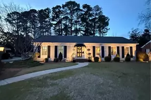 420 Northview Dr, Fayetteville, NC 28303 - Photo 1