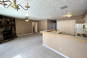 6801 Willowbrook Dr, Fayetteville, NC 28314 - Photo 7