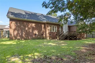 8017 Trout Creek Rd, Fayetteville, NC 28304 - Photo 37