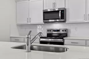 371 Hartfield Ave, Raeford, NC 28376 - Photo 9