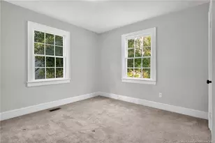 216 Hawthorne Rd, Fayetteville, NC 28301 - Photo 15