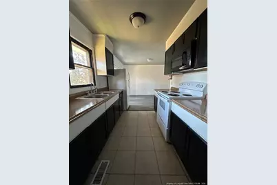 417 Perth Street, Fayetteville, NC 28314 - Photo 5