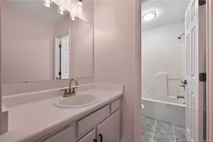 5717 Charbonneau Ct, Fayetteville, NC 28304 - Photo 15