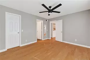 1221 Westview Ln, Raleigh, NC 27605 - Photo 17