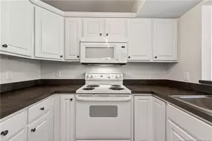 1221 Westview Ln, Raleigh, NC 27605 - Photo 27