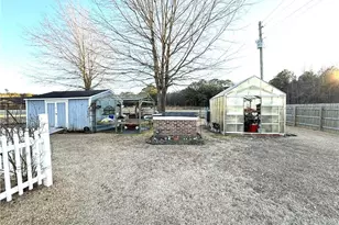 2001 Old Lumberton Rd, Whiteville, NC 28472 - Photo 33