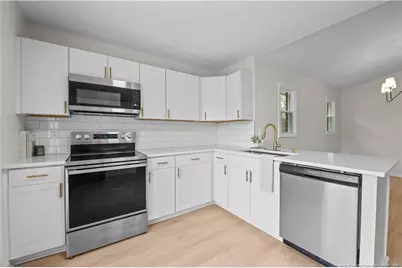 6926 Melbourne Drive, Fayetteville, NC 28314 - Photo 11