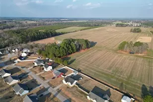 439 Carolina Oaks Cir, Linden, NC 28356 - Photo 33