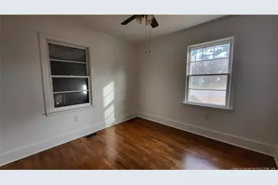 1209 E 14th Street, Lumberton, NC 28358 - Photo 9