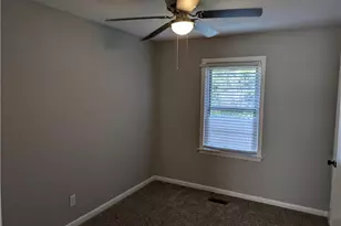 2201 Enloe St, Fayetteville, NC 28306 - Photo 17