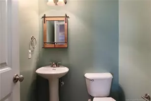 1216 Piper Ct, Hope Mills, NC 28348 - Photo 11