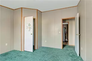 211 Lewis St, Bladenboro, NC 28320 - Photo 21