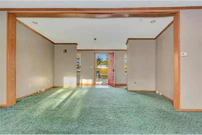 211 Lewis Street, Bladenboro, NC 28320 - Photo 7